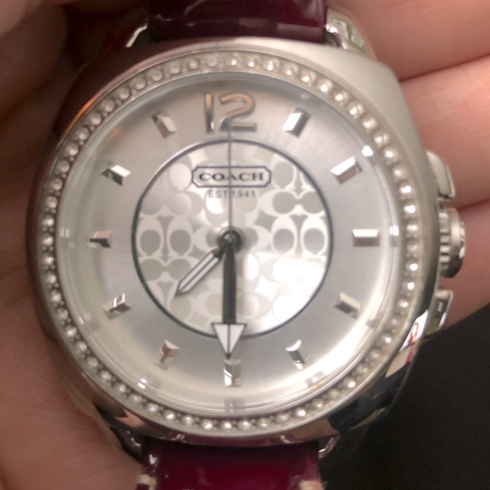 COACH plum leather strap watch